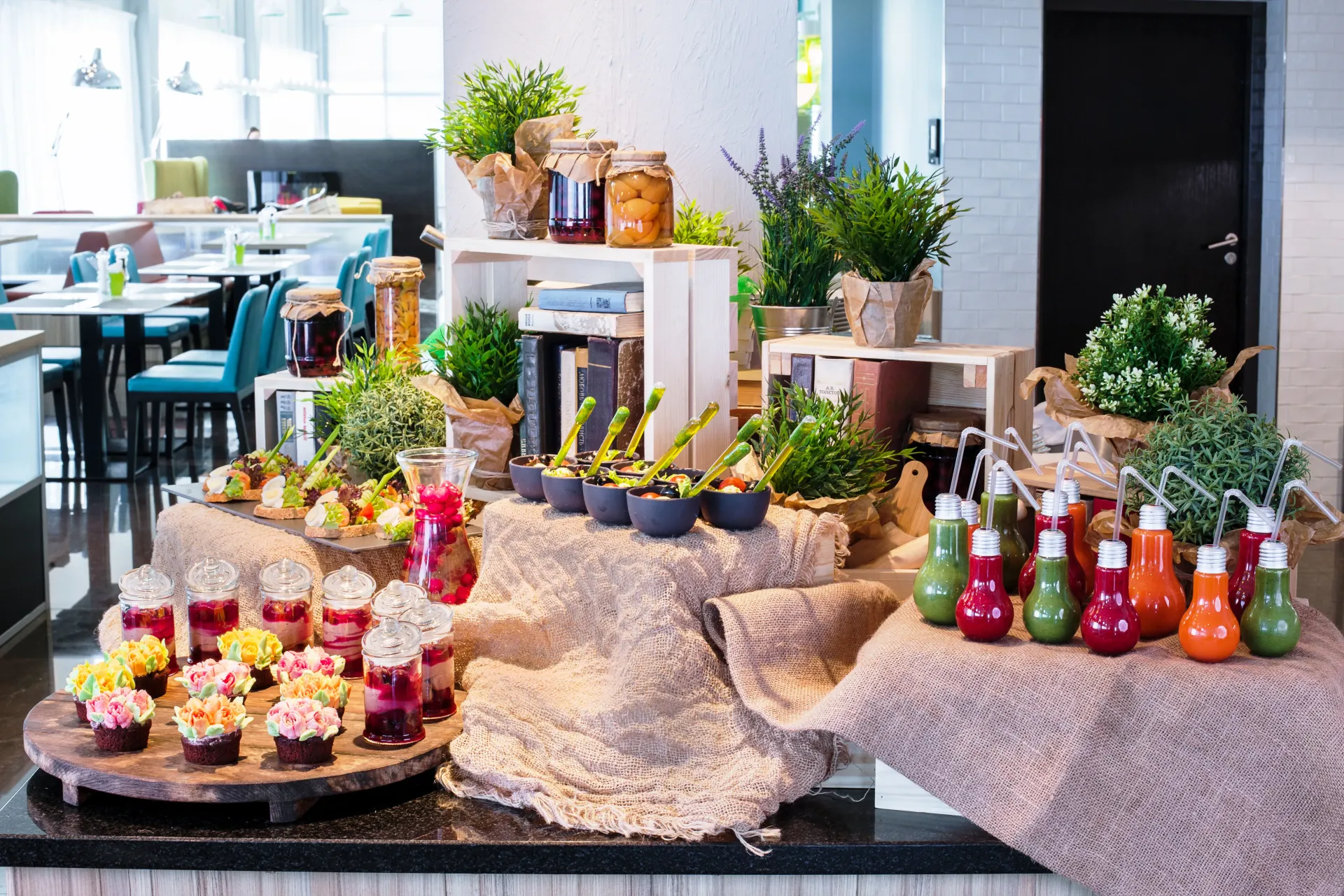 /files/hotel_restaurants/69b7bf1557651.webp